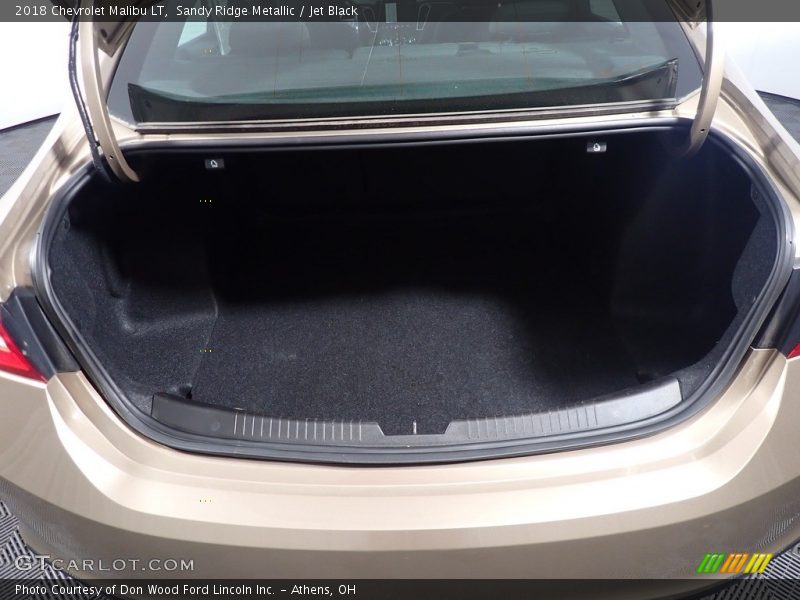 Sandy Ridge Metallic / Jet Black 2018 Chevrolet Malibu LT