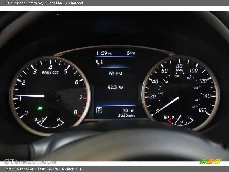 Super Black / Charcoal 2019 Nissan Sentra SV