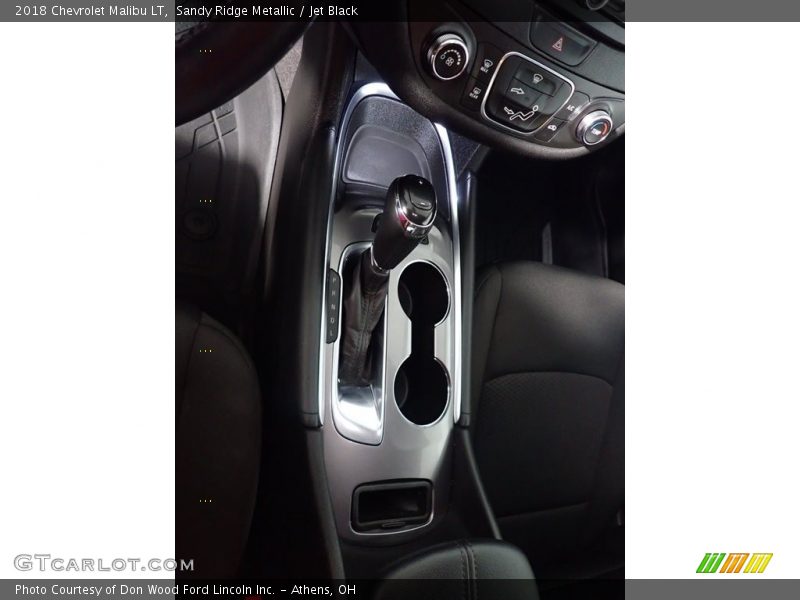 Sandy Ridge Metallic / Jet Black 2018 Chevrolet Malibu LT
