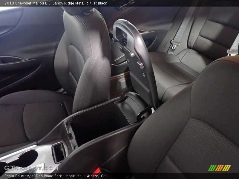 Sandy Ridge Metallic / Jet Black 2018 Chevrolet Malibu LT