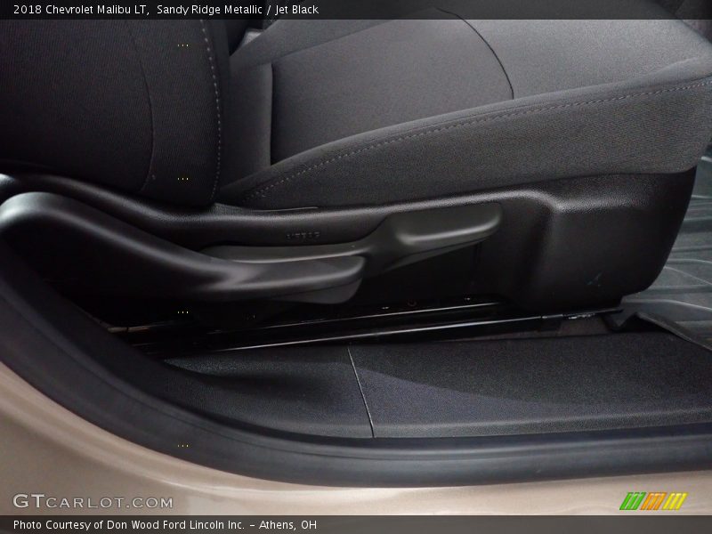 Sandy Ridge Metallic / Jet Black 2018 Chevrolet Malibu LT