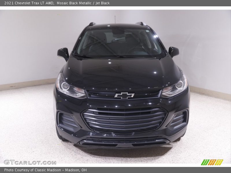 Mosaic Black Metallic / Jet Black 2021 Chevrolet Trax LT AWD