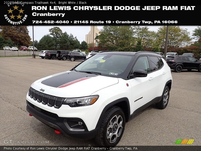 Bright White / Black 2022 Jeep Compass Trailhawk 4x4