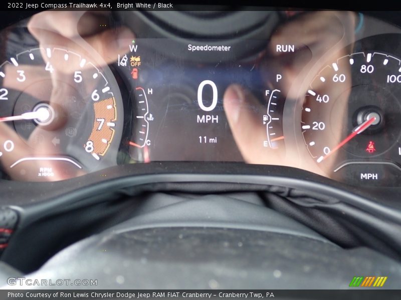 Bright White / Black 2022 Jeep Compass Trailhawk 4x4