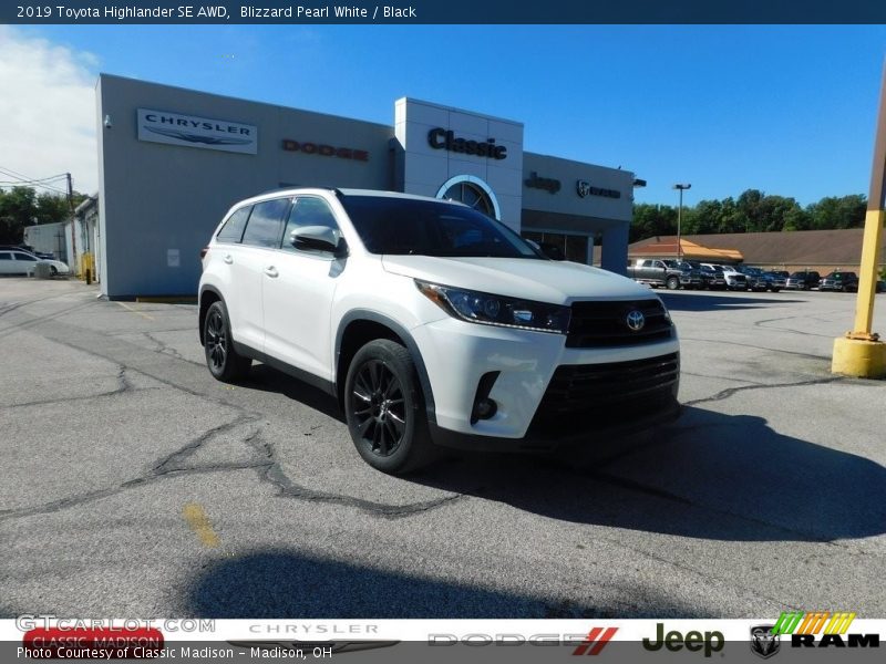 Blizzard Pearl White / Black 2019 Toyota Highlander SE AWD