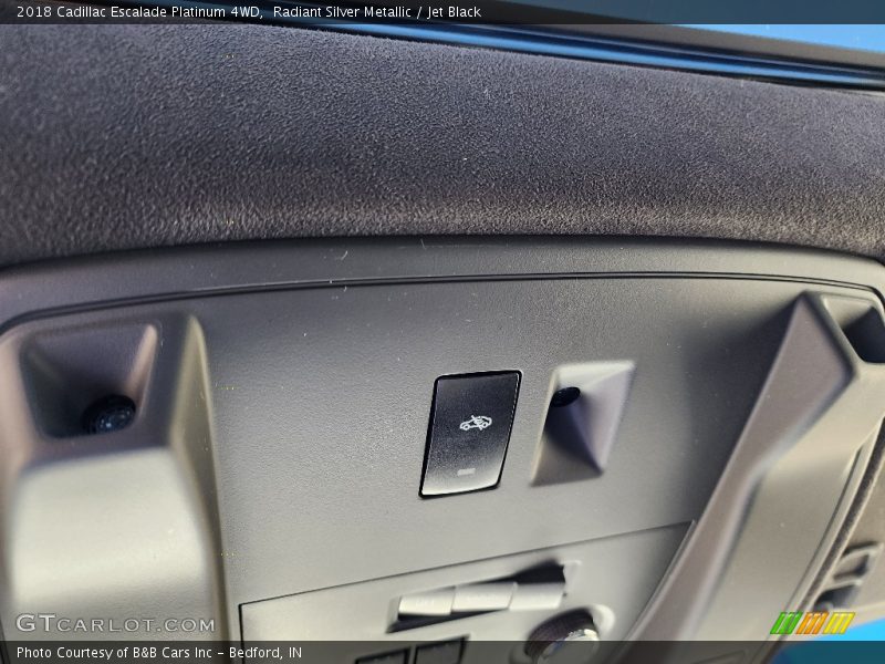 Radiant Silver Metallic / Jet Black 2018 Cadillac Escalade Platinum 4WD