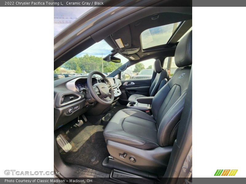 Ceramic Gray / Black 2022 Chrysler Pacifica Touring L