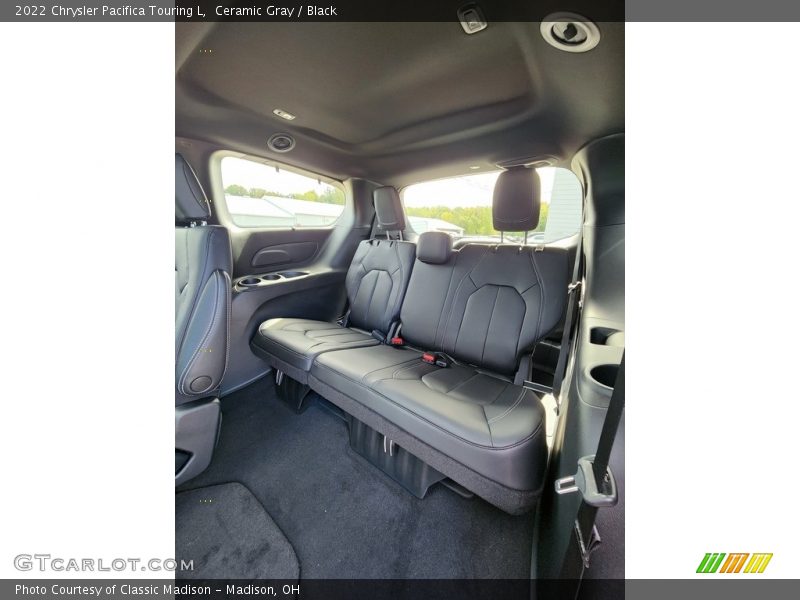Ceramic Gray / Black 2022 Chrysler Pacifica Touring L
