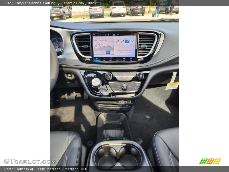 Ceramic Gray / Black 2022 Chrysler Pacifica Touring L
