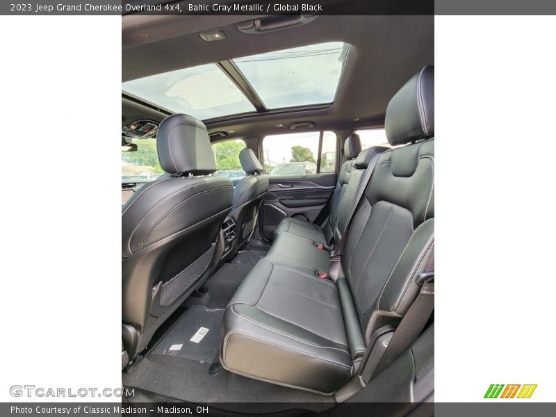 Baltic Gray Metallic / Global Black 2023 Jeep Grand Cherokee Overland 4x4