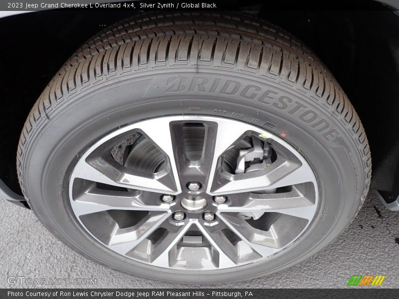 Silver Zynith / Global Black 2023 Jeep Grand Cherokee L Overland 4x4
