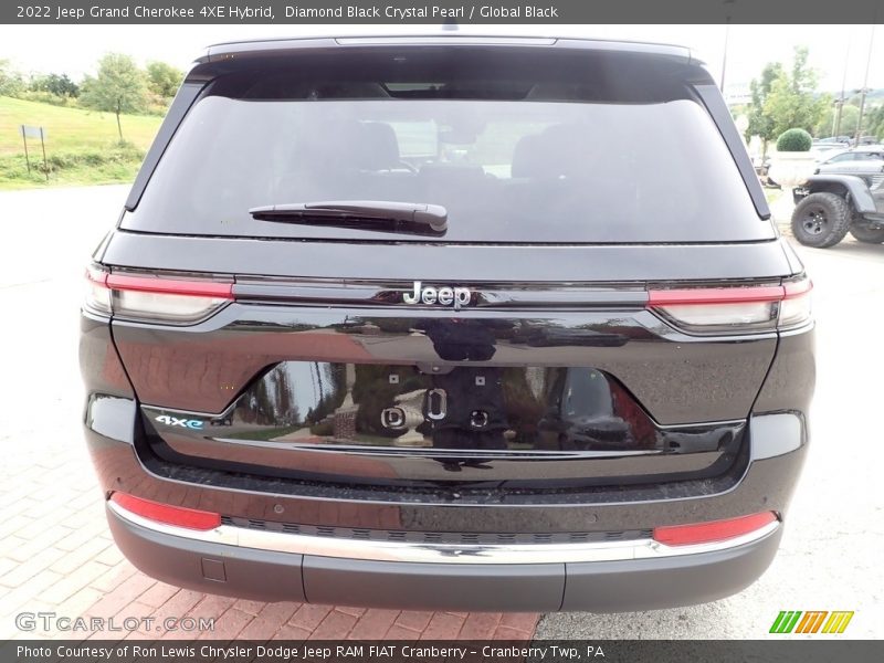 Diamond Black Crystal Pearl / Global Black 2022 Jeep Grand Cherokee 4XE Hybrid