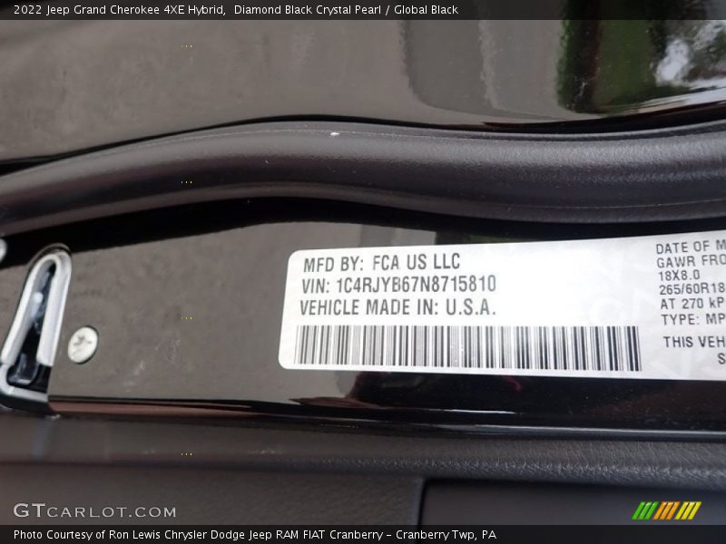 Diamond Black Crystal Pearl / Global Black 2022 Jeep Grand Cherokee 4XE Hybrid