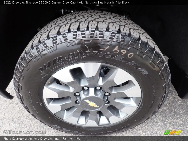 Northsky Blue Metallic / Jet Black 2022 Chevrolet Silverado 2500HD Custom Crew Cab 4x4