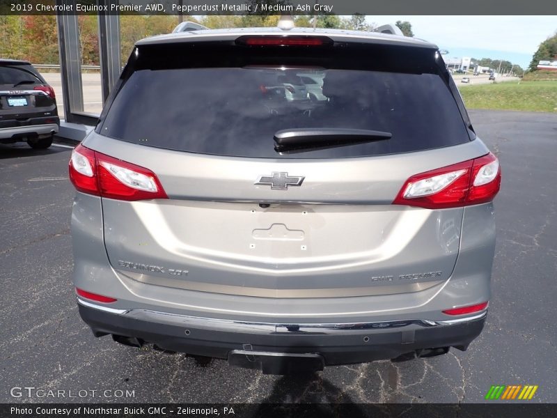 Pepperdust Metallic / Medium Ash Gray 2019 Chevrolet Equinox Premier AWD