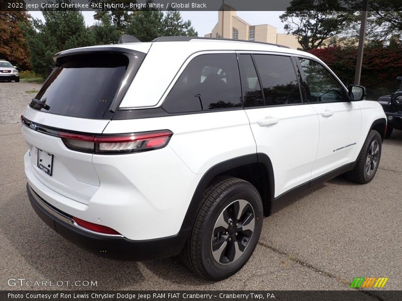 Bright White / Global Black 2022 Jeep Grand Cherokee 4XE Hybrid