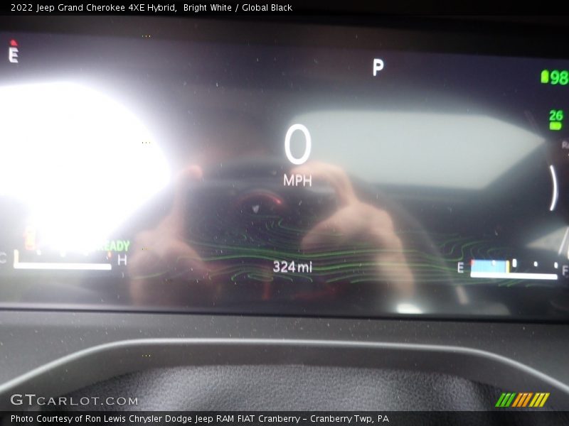 Bright White / Global Black 2022 Jeep Grand Cherokee 4XE Hybrid