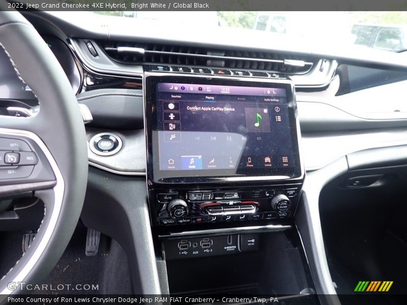 Bright White / Global Black 2022 Jeep Grand Cherokee 4XE Hybrid