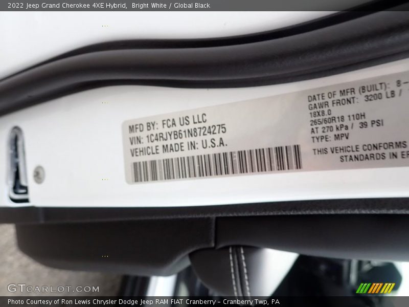 Bright White / Global Black 2022 Jeep Grand Cherokee 4XE Hybrid