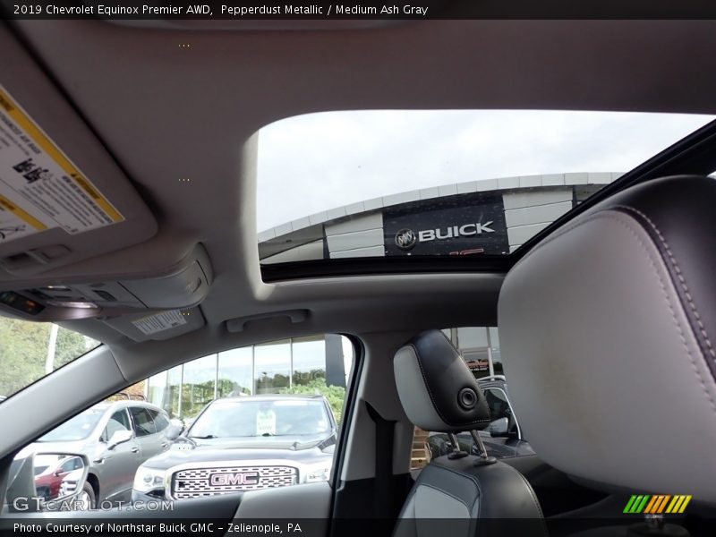 Pepperdust Metallic / Medium Ash Gray 2019 Chevrolet Equinox Premier AWD