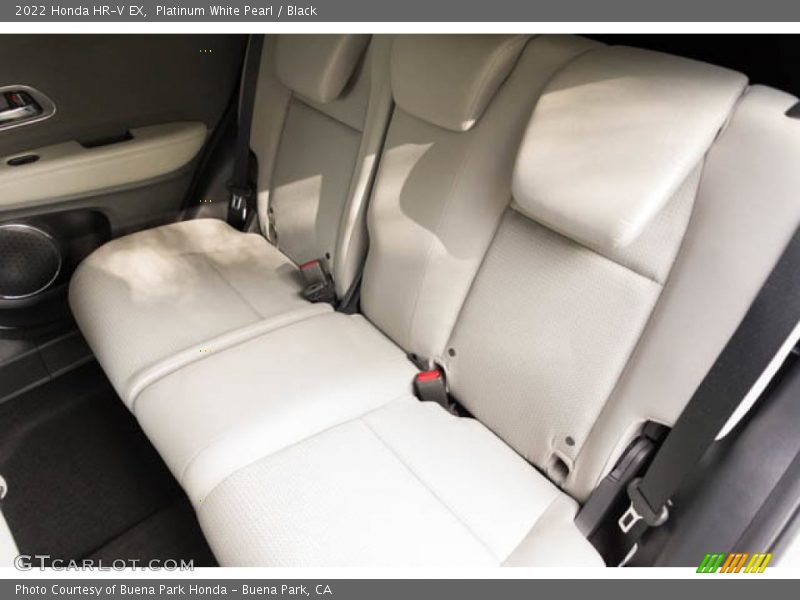 Platinum White Pearl / Black 2022 Honda HR-V EX