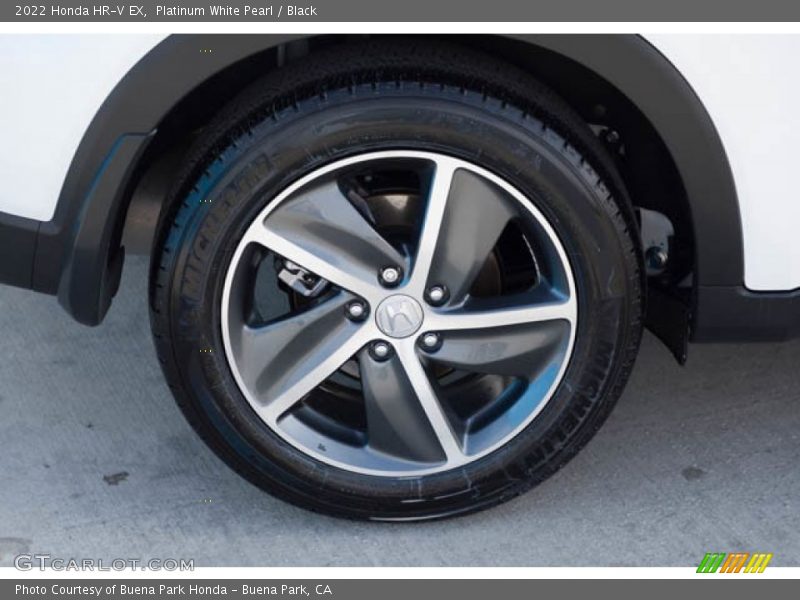 Platinum White Pearl / Black 2022 Honda HR-V EX