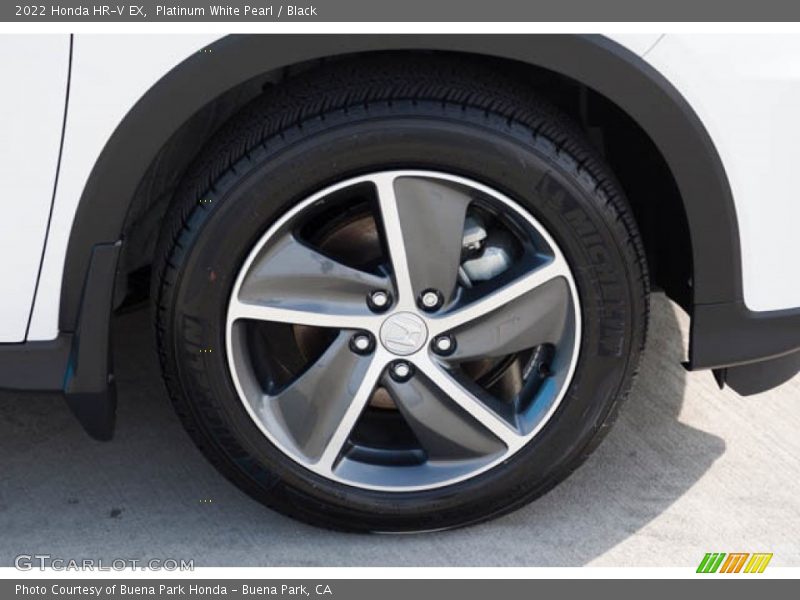 Platinum White Pearl / Black 2022 Honda HR-V EX