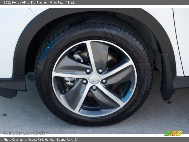 Platinum White Pearl / Black 2022 Honda HR-V EX