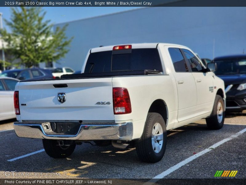 Bright White / Black/Diesel Gray 2019 Ram 1500 Classic Big Horn Crew Cab 4x4