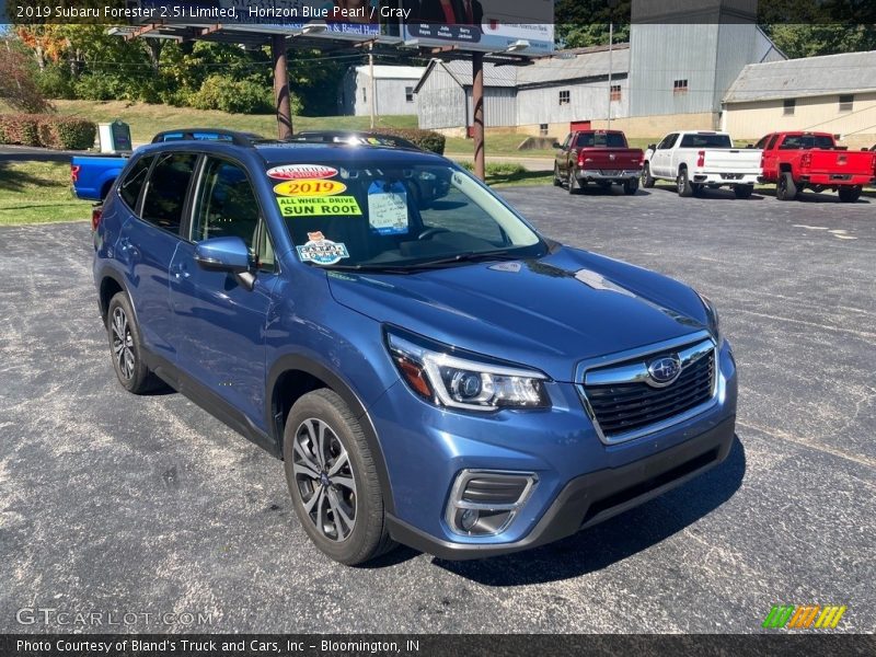 Horizon Blue Pearl / Gray 2019 Subaru Forester 2.5i Limited