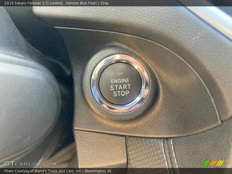 Horizon Blue Pearl / Gray 2019 Subaru Forester 2.5i Limited