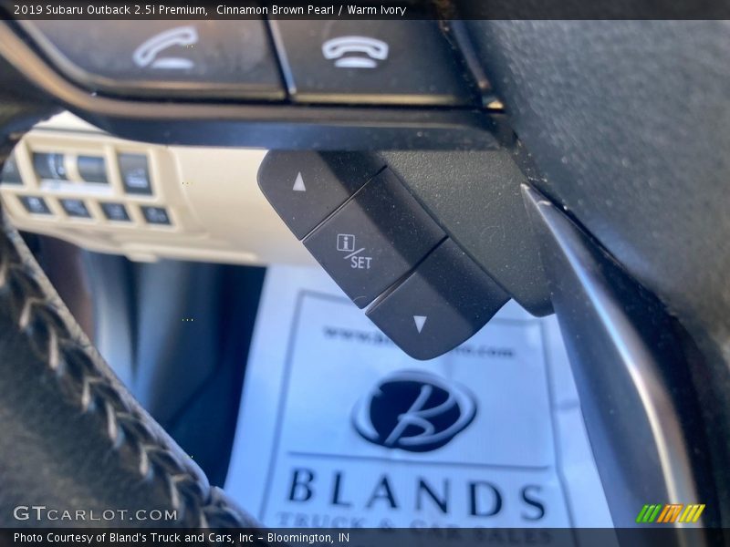 Cinnamon Brown Pearl / Warm Ivory 2019 Subaru Outback 2.5i Premium