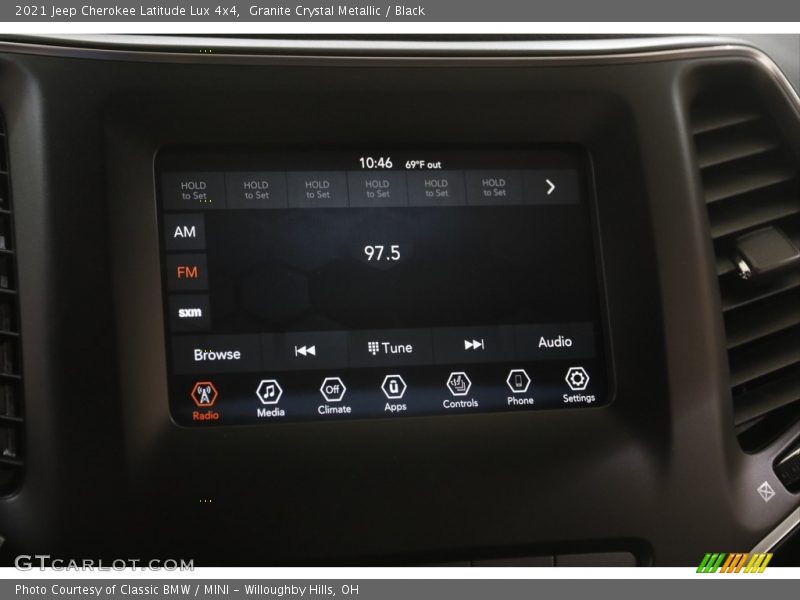 Granite Crystal Metallic / Black 2021 Jeep Cherokee Latitude Lux 4x4
