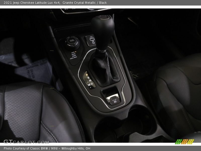 Granite Crystal Metallic / Black 2021 Jeep Cherokee Latitude Lux 4x4