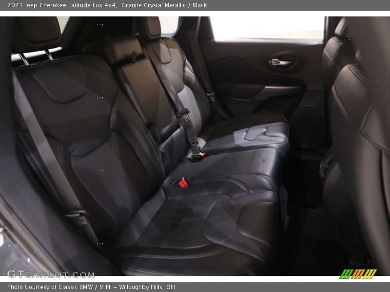 Granite Crystal Metallic / Black 2021 Jeep Cherokee Latitude Lux 4x4
