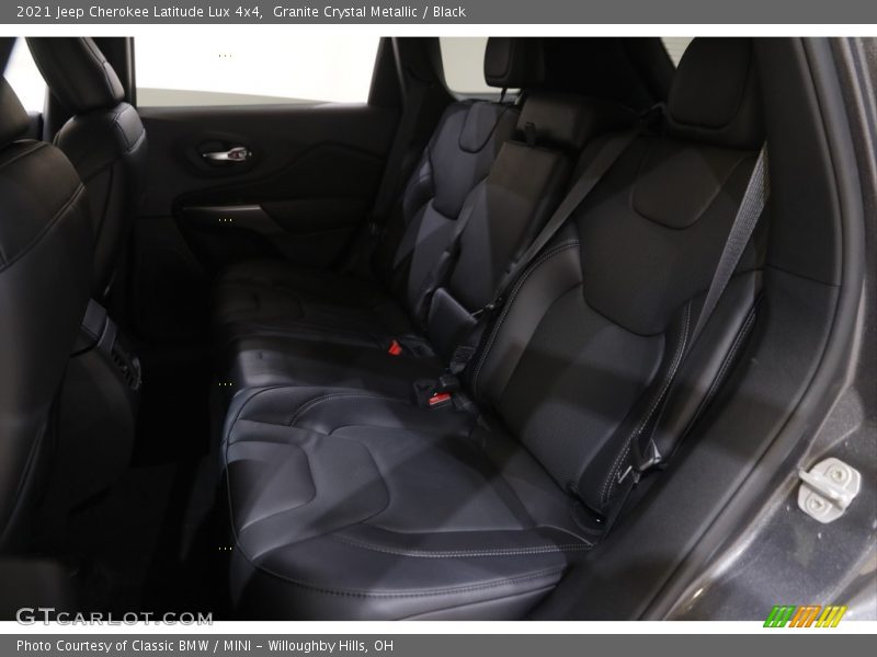 Granite Crystal Metallic / Black 2021 Jeep Cherokee Latitude Lux 4x4