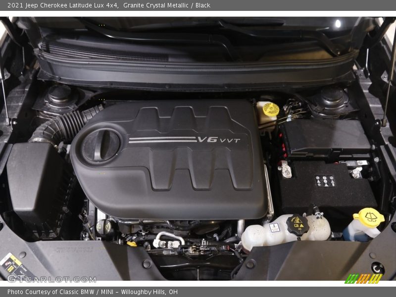Granite Crystal Metallic / Black 2021 Jeep Cherokee Latitude Lux 4x4