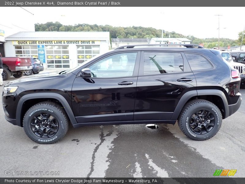 Diamond Black Crystal Pearl / Black 2022 Jeep Cherokee X 4x4