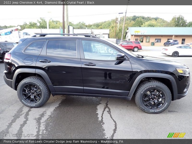 Diamond Black Crystal Pearl / Black 2022 Jeep Cherokee X 4x4