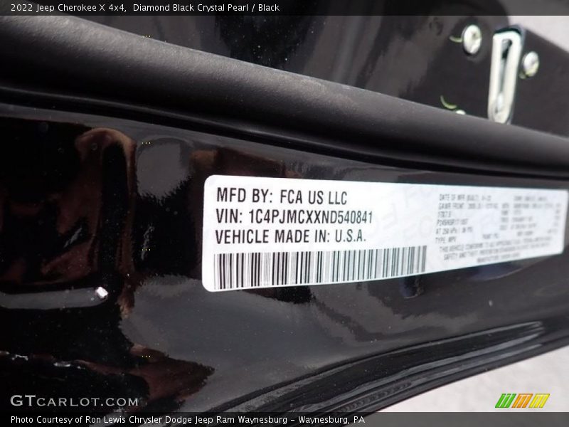 Diamond Black Crystal Pearl / Black 2022 Jeep Cherokee X 4x4