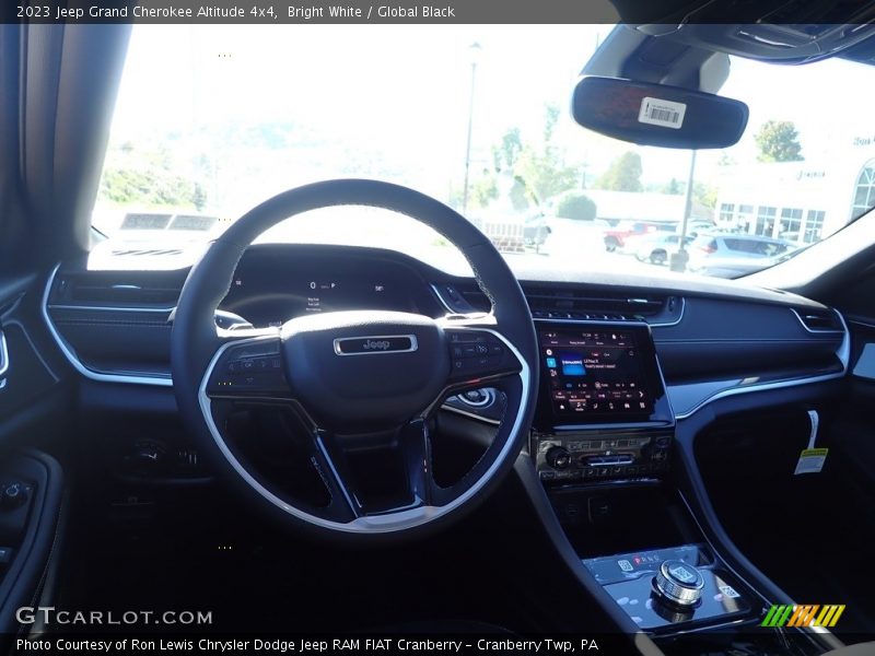 Bright White / Global Black 2023 Jeep Grand Cherokee Altitude 4x4
