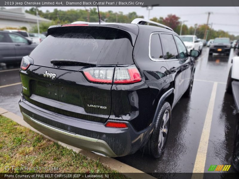 Diamond Black Crystal Pearl / Black/Ski Grey 2019 Jeep Cherokee Limited 4x4