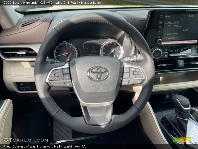Wind Chill Pearl / Harvest Beige 2022 Toyota Highlander XLE AWD
