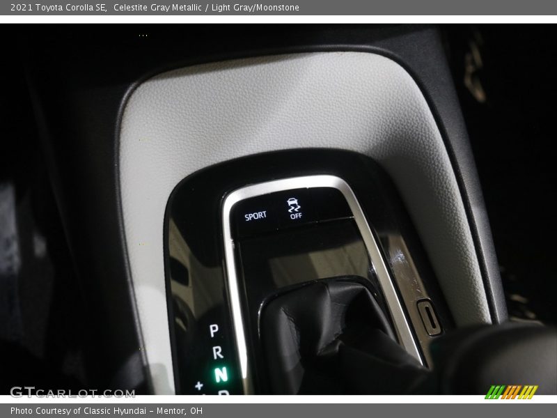 Celestite Gray Metallic / Light Gray/Moonstone 2021 Toyota Corolla SE
