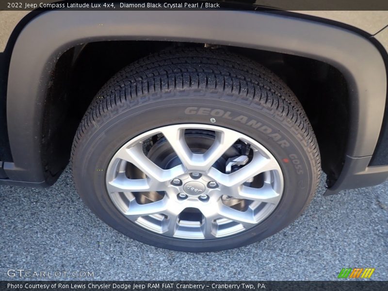 Diamond Black Crystal Pearl / Black 2022 Jeep Compass Latitude Lux 4x4