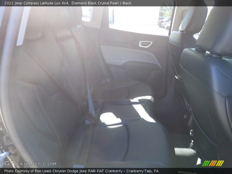 Diamond Black Crystal Pearl / Black 2022 Jeep Compass Latitude Lux 4x4