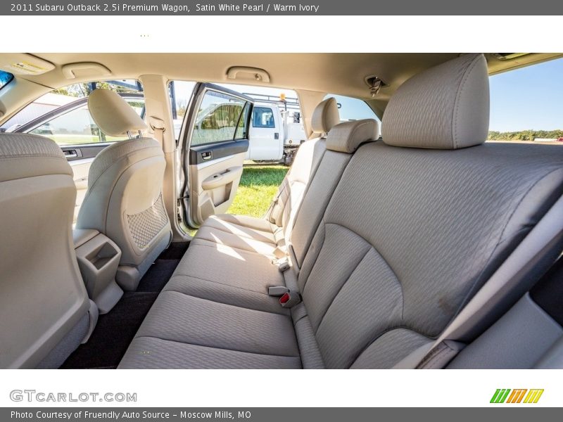 Satin White Pearl / Warm Ivory 2011 Subaru Outback 2.5i Premium Wagon