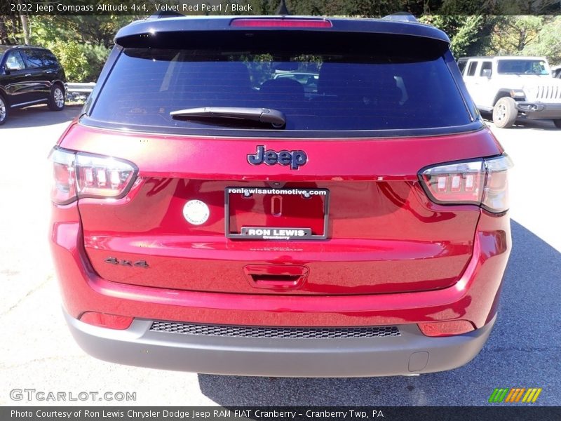 Velvet Red Pearl / Black 2022 Jeep Compass Altitude 4x4