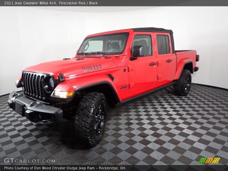 Firecracker Red / Black 2021 Jeep Gladiator Willys 4x4