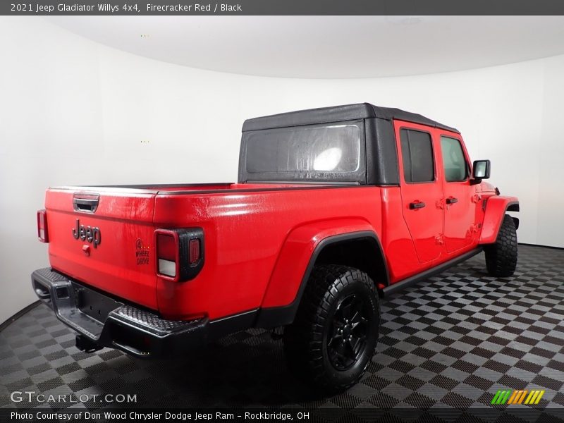Firecracker Red / Black 2021 Jeep Gladiator Willys 4x4